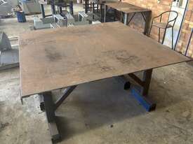 Heavy Duty Workbench (8) - picture0' - Click to enlarge