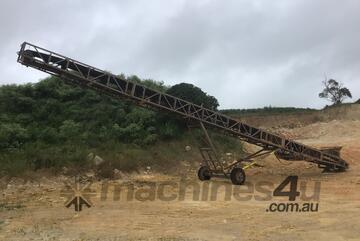 Striker 2013   24m Conveyor
