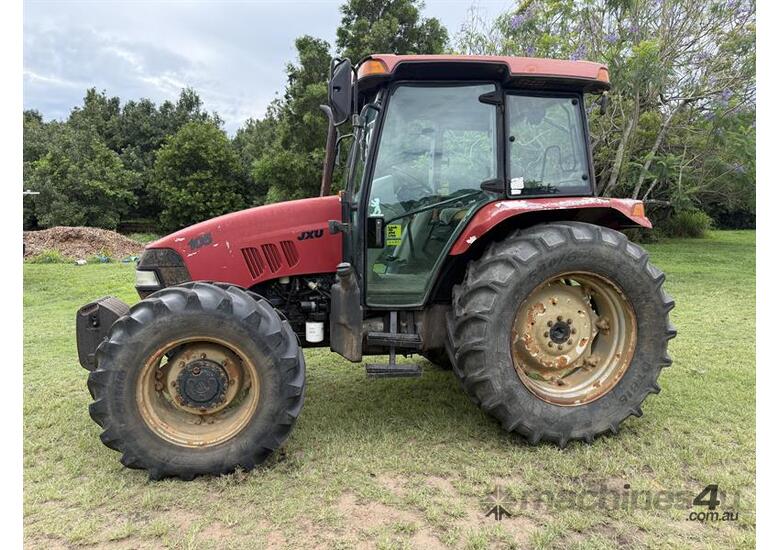 2009 CASE IH JXU 105 TRACTOR