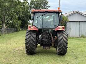 2009 CASE IH JXU 105 TRACTOR - picture2' - Click to enlarge
