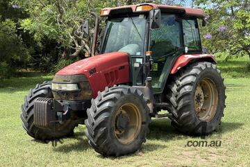 Case 2009   IH JXU 105 TRACTOR