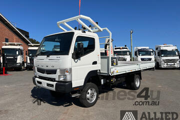 2023 Mitsubishi Fuso Flat Top Hiab Truck