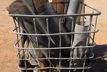 Horwood Bagshaw Clover Harvester - Qty Assorted Sand Screens