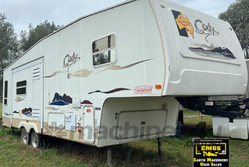 2004 Corvette Fifth Wheel Caravan, E.M.U.S TS927