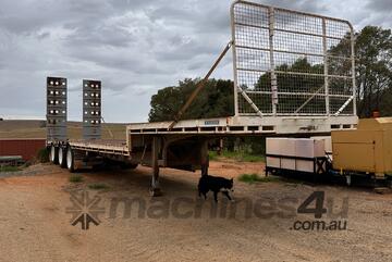 KRUEGER 45' DROP DECK TRI-AXLE TRAILER