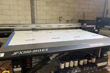 Mimaki JFX200-2513 EX UV flatbed printer in excellent working condition