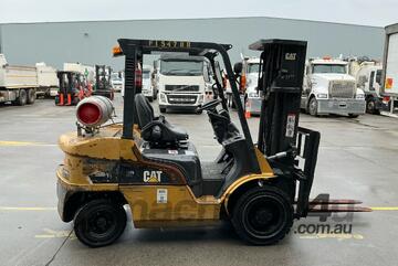 2014 Caterpillar GP30NT Forklift