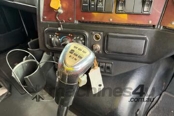 2015 Western Star 4800FX Constellation Prime Mover