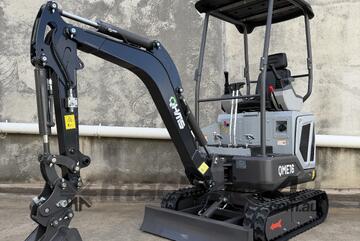 QHMS Excavator 1.6T Kubota Engine (7 Attachments Included)