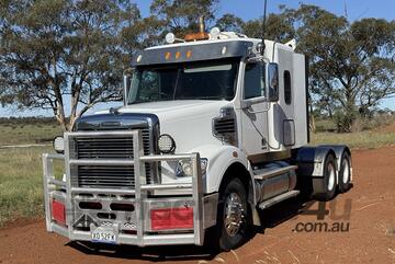 Freightliner 2011   PRIME MOVER
