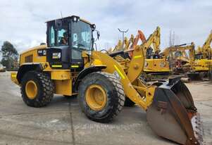 2018 CAT 924K 12T WHEEL LOADER (L125) WITH HITCH, BUCKET, FORKS, CIVIL SPEC AND 5500 HOURS