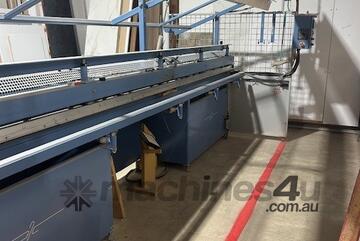 Complete postforming operation