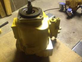 Hydraulic Caterpillar Cat Axial Piston Pump 9T1417 - picture1' - Click to enlarge