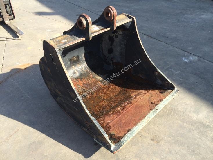 Used digrite 1100MM SAND BUCKET WITH LIFTING EYE SUIT 1115T EXCAVATOR
