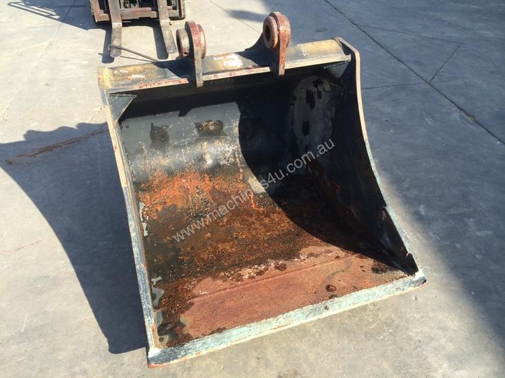 Used digrite 1100MM SAND BUCKET WITH LIFTING EYE SUIT 1115T EXCAVATOR