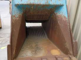 VTN FB250 Crusher Bucket - picture1' - Click to enlarge