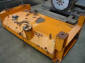 MACHINERY SKID BASE FUEL TANK/100LITRES - picture0' - Click to enlarge