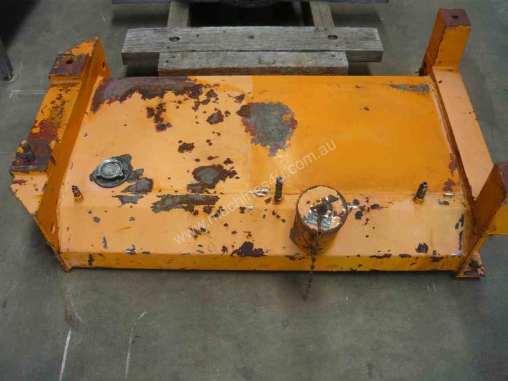 Used skid base fuel tank MACHINERY SKID BASE FUEL TANK 100LITRES Fuel