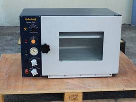 Vacuum Oven - picture0' - Click to enlarge