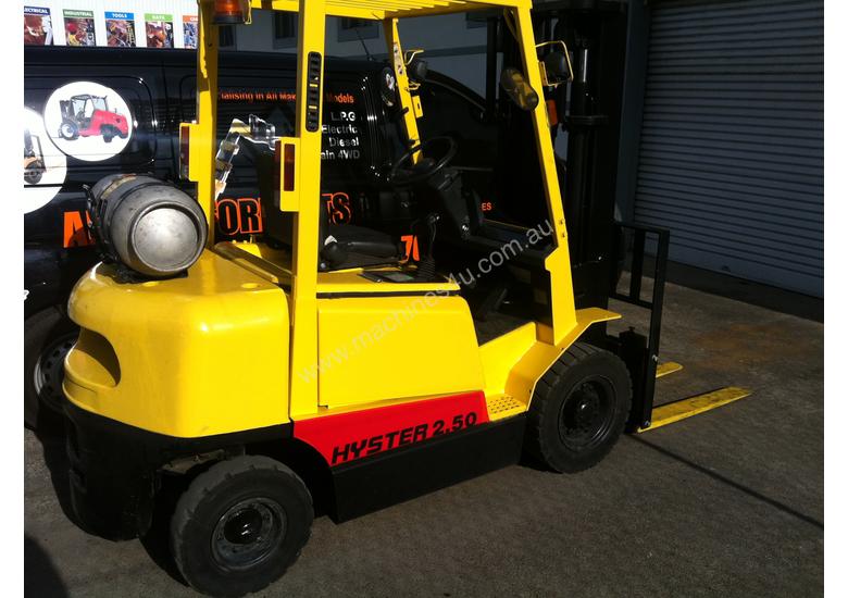 caption Used Hyster LPG forklift H2.50DX