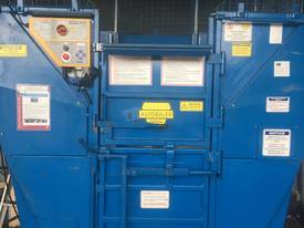 Automatic Cardboard baler - picture0' - Click to enlarge