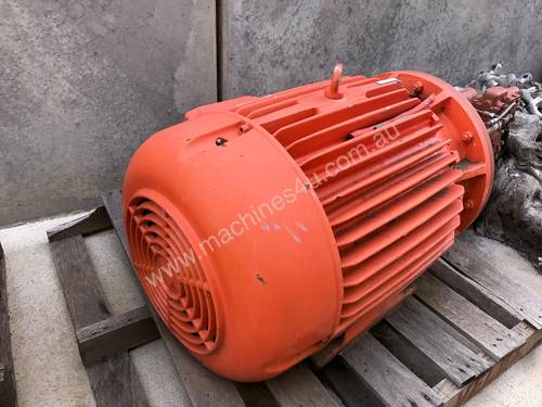 75 kw 100 hp 2 pole 415 v Pope AC Electric Motor