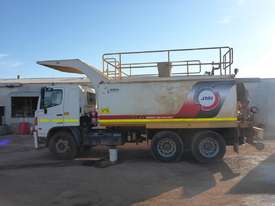 2012 Hino FM500 2628 6X4 Watercart - picture0' - Click to enlarge