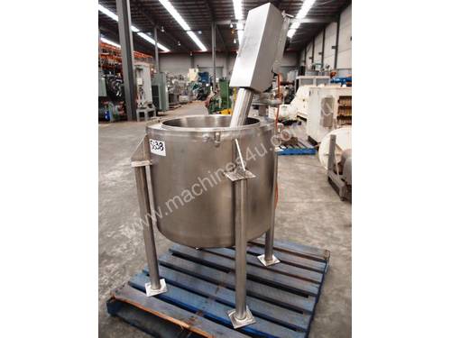 Stainless Steel Jacketed Mixing Tank, Capacity: 120Lt