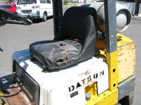 Datsun CPF02 Container Mast Forklift - picture1' - Click to enlarge