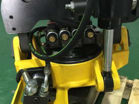 Tilt Rotators for Excavators from 2 ton to 15 ton - picture2' - Click to enlarge