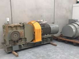 160 kw Geared Motor 110 rpm Output Speed - picture0' - Click to enlarge