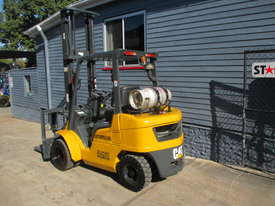 Caterpillar 2.5 ton LPG Used Forklift - picture2' - Click to enlarge