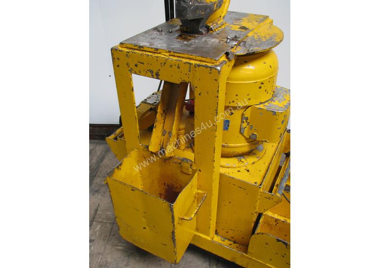 Used hydraulics 30 Ton Hydraulic Punch Press Hydraulic Puncher in