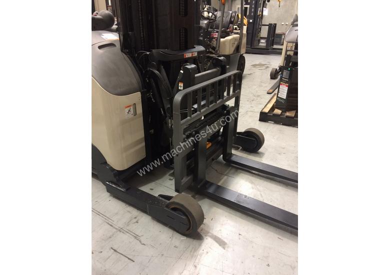 Used 2012 Crown Rm6000 Ride On Reach Trucks In Listed On Machines4u