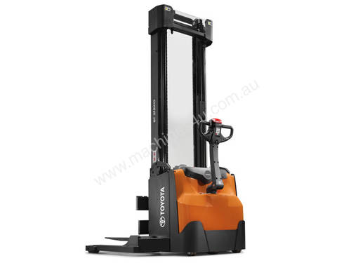 Toyota BT Staxio SWE140S Powered Stacker Forklift