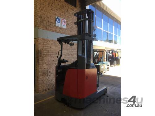 2013 Roll Out Nichiyu Reach Truck 1.6ton 7.3m side Shift 2000hrs Great Battery !