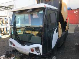 2004 McDonald Johnson Compact 40 Sweeper - picture0' - Click to enlarge