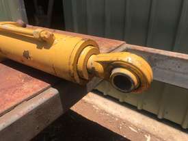 2 Stage Hydraulic Rams (Brand new) (Many Available) - picture1' - Click to enlarge