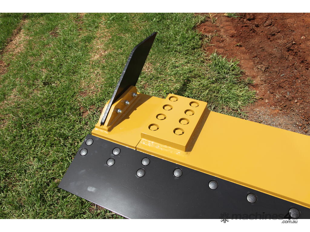 New 2022 homan 13 14 Two Leg Cutter Bar Dozer Ripper in Toowoomba West, QLD