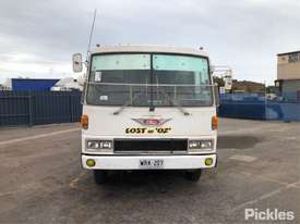 1989 Hino AC140K - picture1' - Click to enlarge