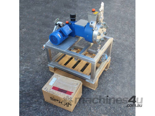 Electric Diaphragm SPX Metering Pump.