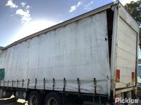 2004 Isuzu FVY1400 Long - picture2' - Click to enlarge