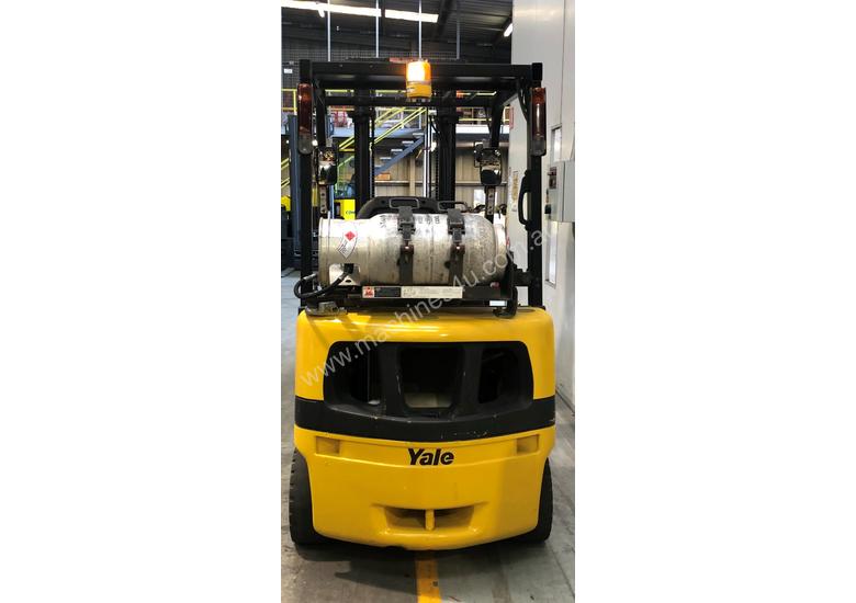 caption 1.8T LPG Counterbalance Forklift