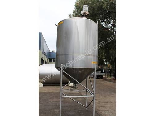 Stainless Steel Mixing Tank - Capacity 3,000 Lt