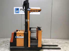 BT OME100M Stock Picker Forklift - picture0' - Click to enlarge