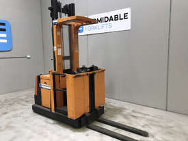 BT OME100M Stock Picker Forklift - picture0' - Click to enlarge