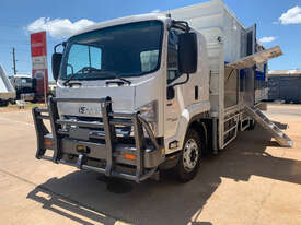 Isuzu FSD 140/120-260 Cab chassis Truck - picture0' - Click to enlarge