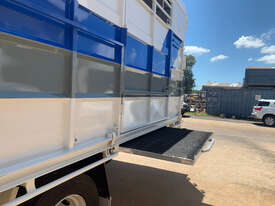 Isuzu FSD 140/120-260 Cab chassis Truck - picture2' - Click to enlarge