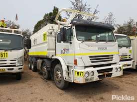 2011 Iveco Acco 2350K - picture0' - Click to enlarge
