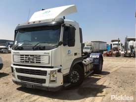 2003 Volvo FM9 - picture2' - Click to enlarge